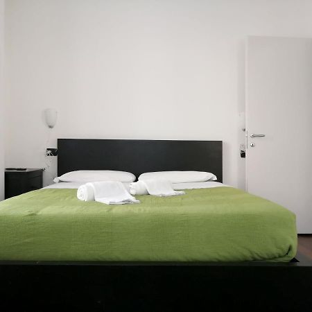 Ferienwohnung Al Molo 2 Como Exterior foto