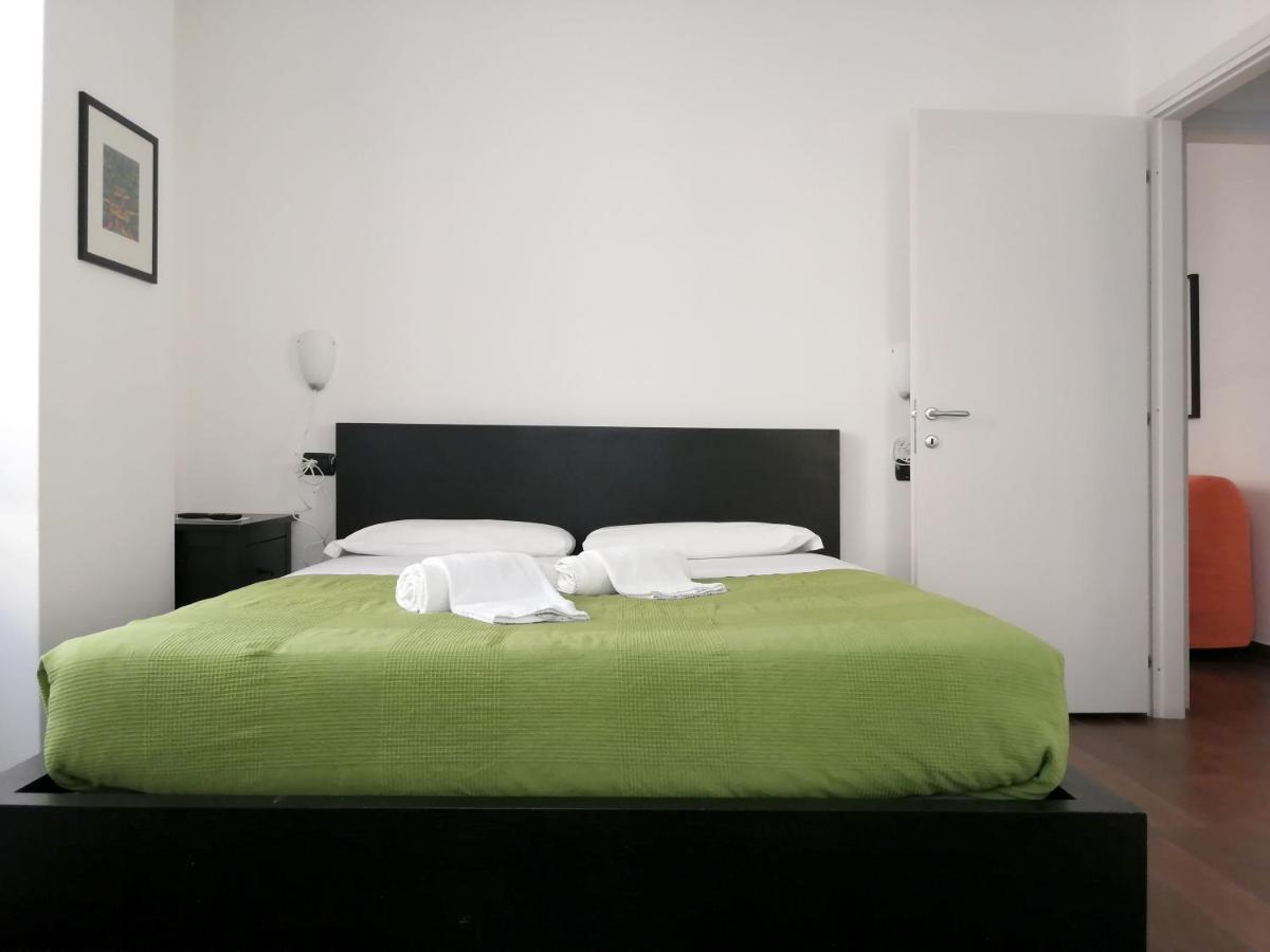 Ferienwohnung Al Molo 2 Como Exterior foto