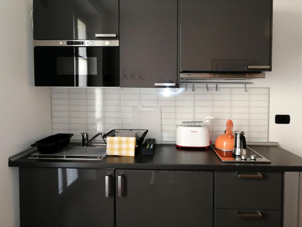 Ferienwohnung Al Molo 2 Como Exterior foto